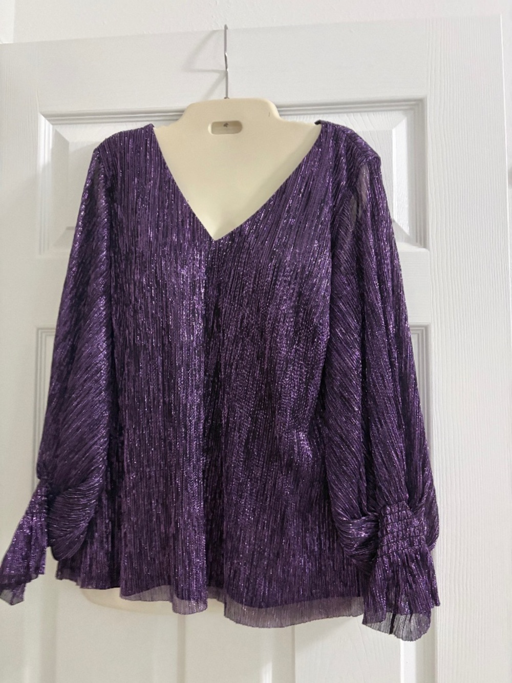CeCe easy flow top with ruffle cuffs